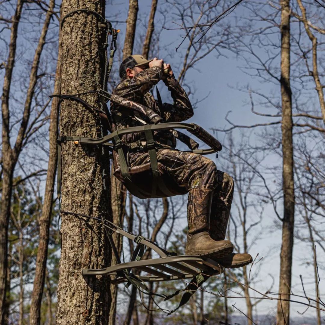 Hunting Blinds and Stands
