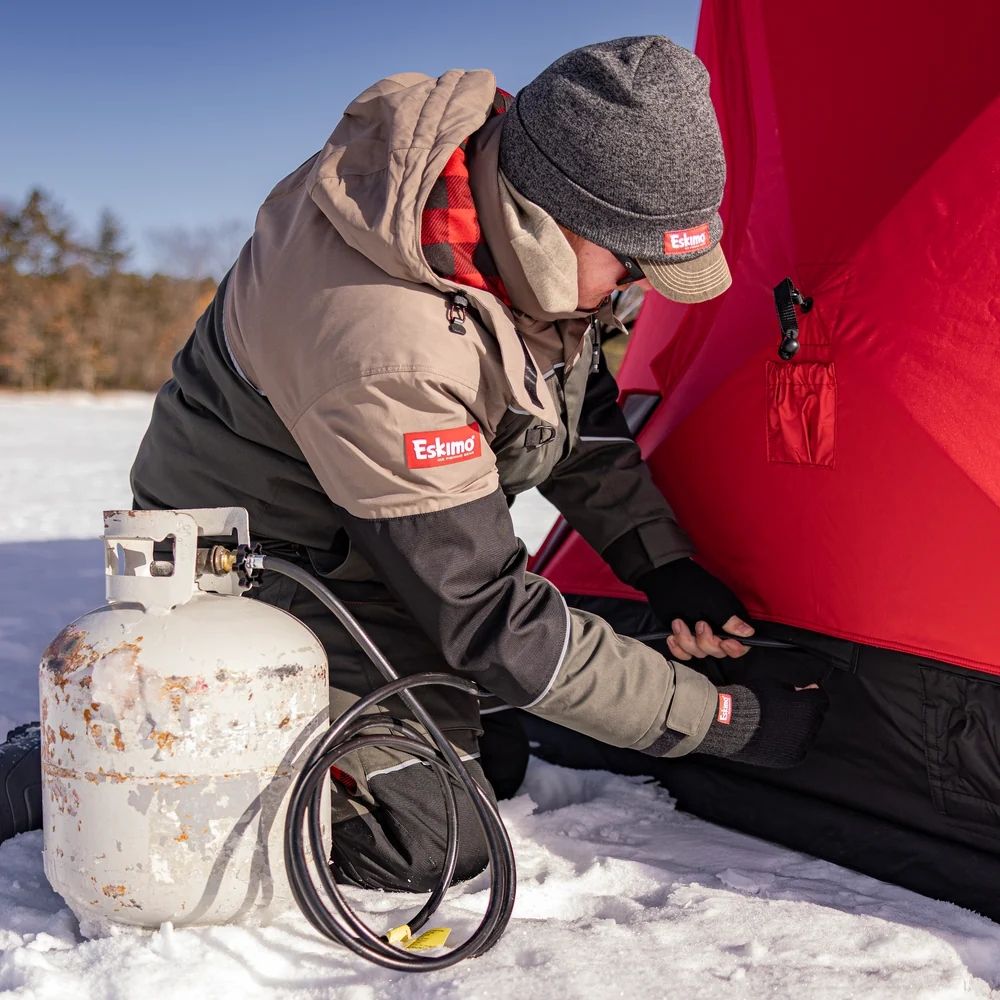 Eskimo Outbreak 650XDP Insulated Pop-up Shelter