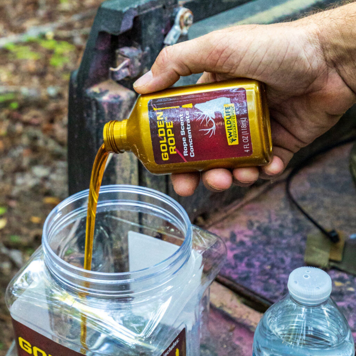 Wildlife Research Golden Rope Scent Concentrate 249-4