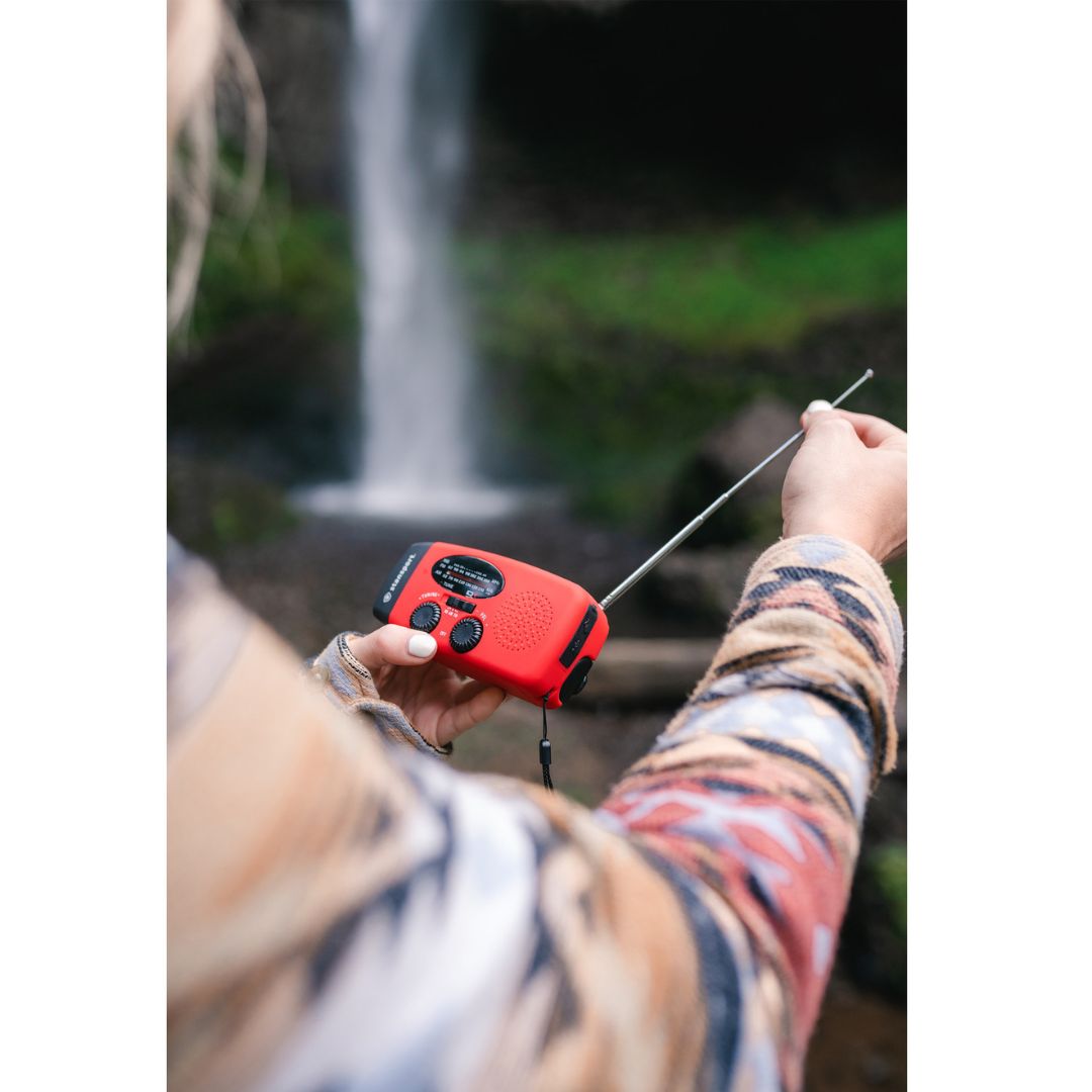 Stansport Handheld Solar/Dynamo Powered Flashlight with Radio