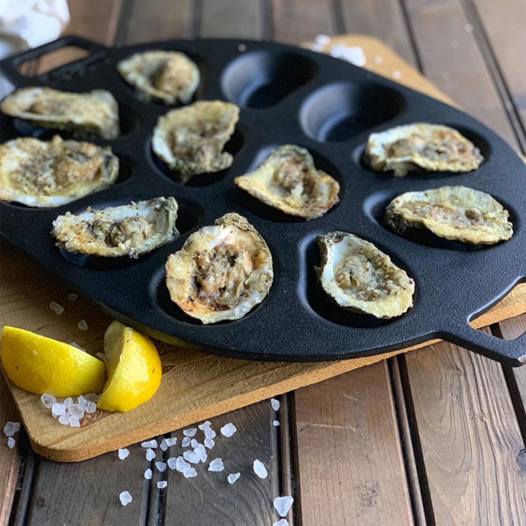 Bayou Classic Cast Iron Oyster Grill Pan