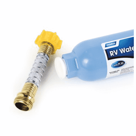 Camco Tastepure Water Filter (KFD) W/ Flexible Hose Protector