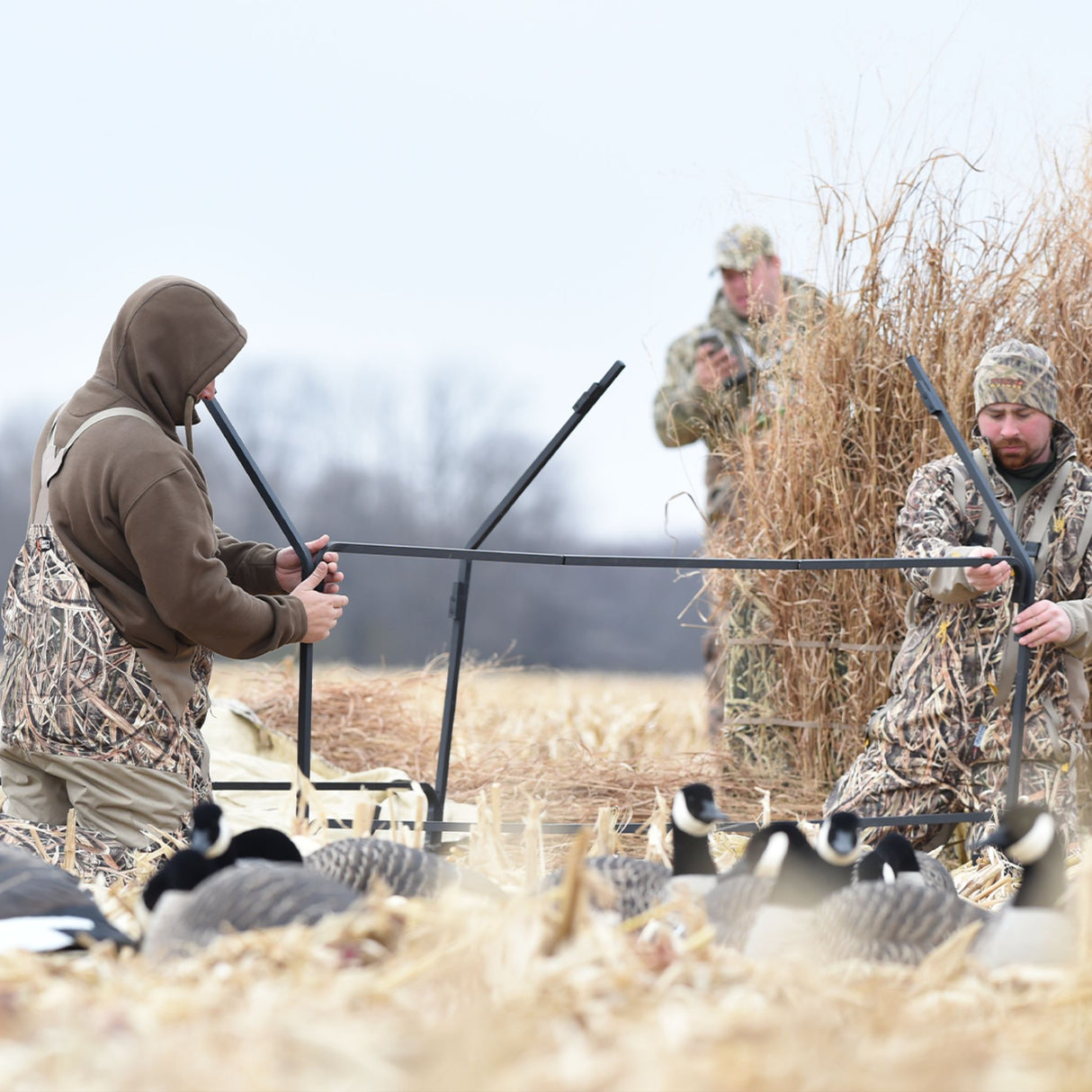 Avian-X A-Frame Waterfowl Blind Mossy Oak Shadowgrass Blades