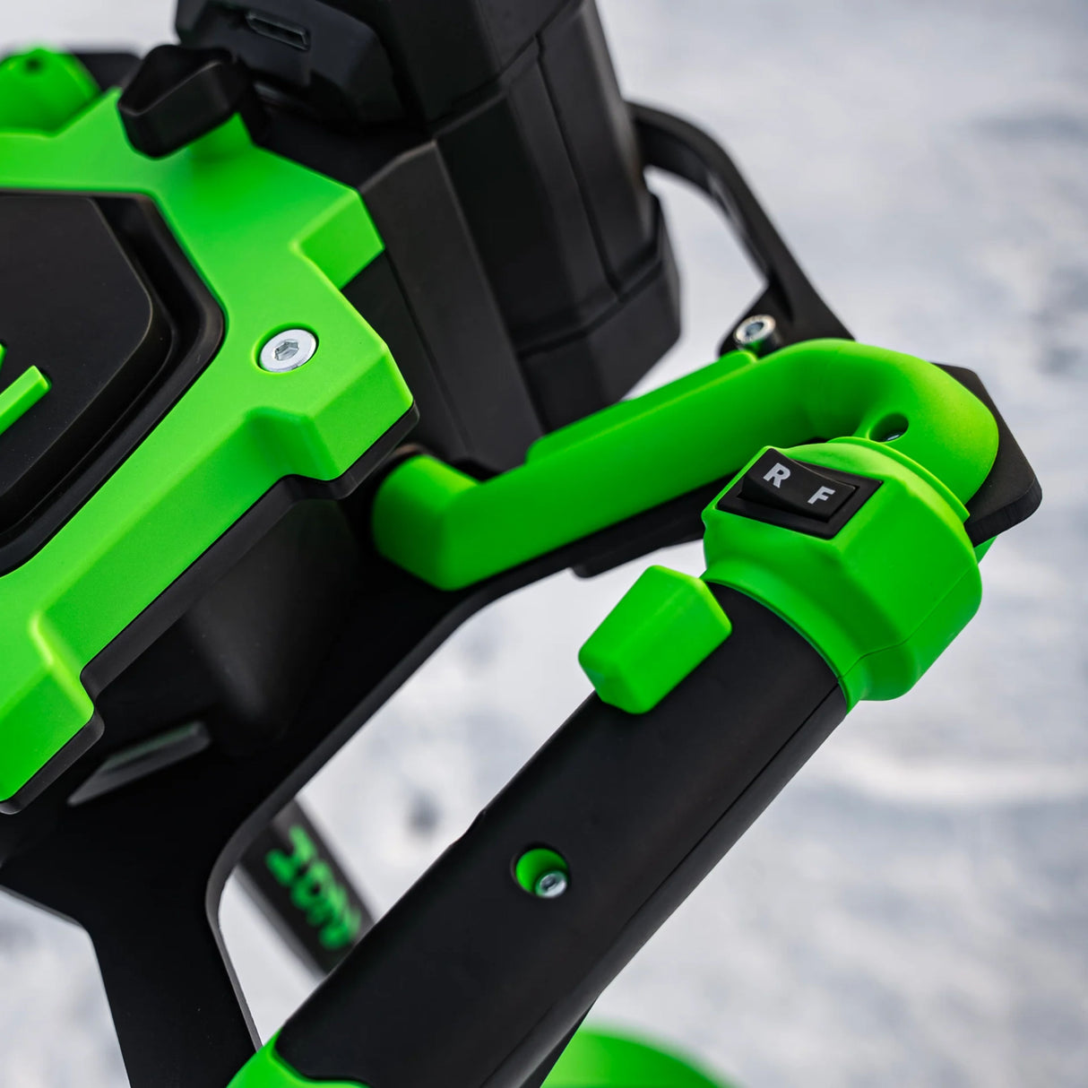 Ion Alpha Plus 10 in 2 Battery Composite Turbo