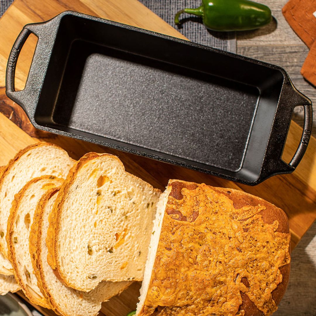 Lodge 10" x 5" Cast Iron Large Loaf Pan