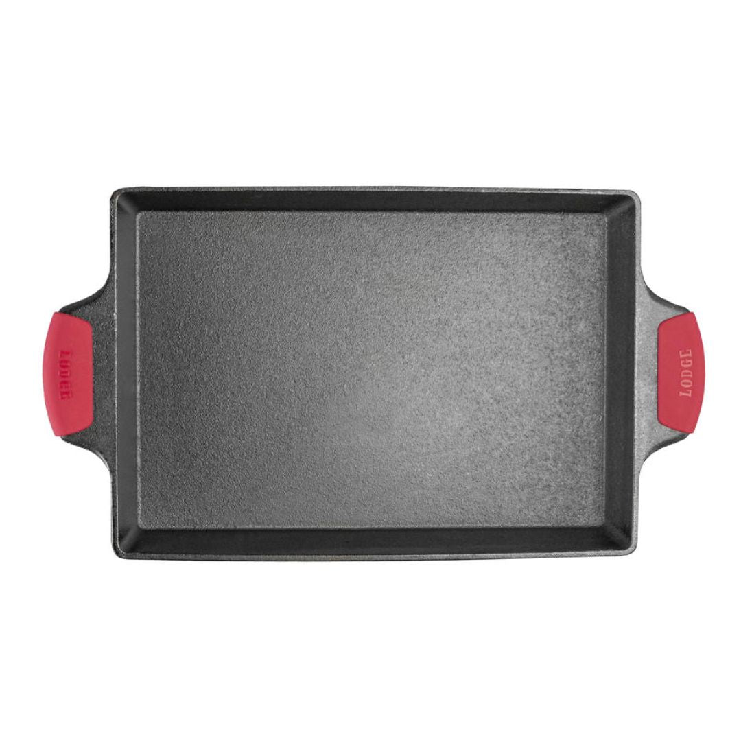Lodge 9 Inch x 13 Inch Casserole w/Silicone Grips
