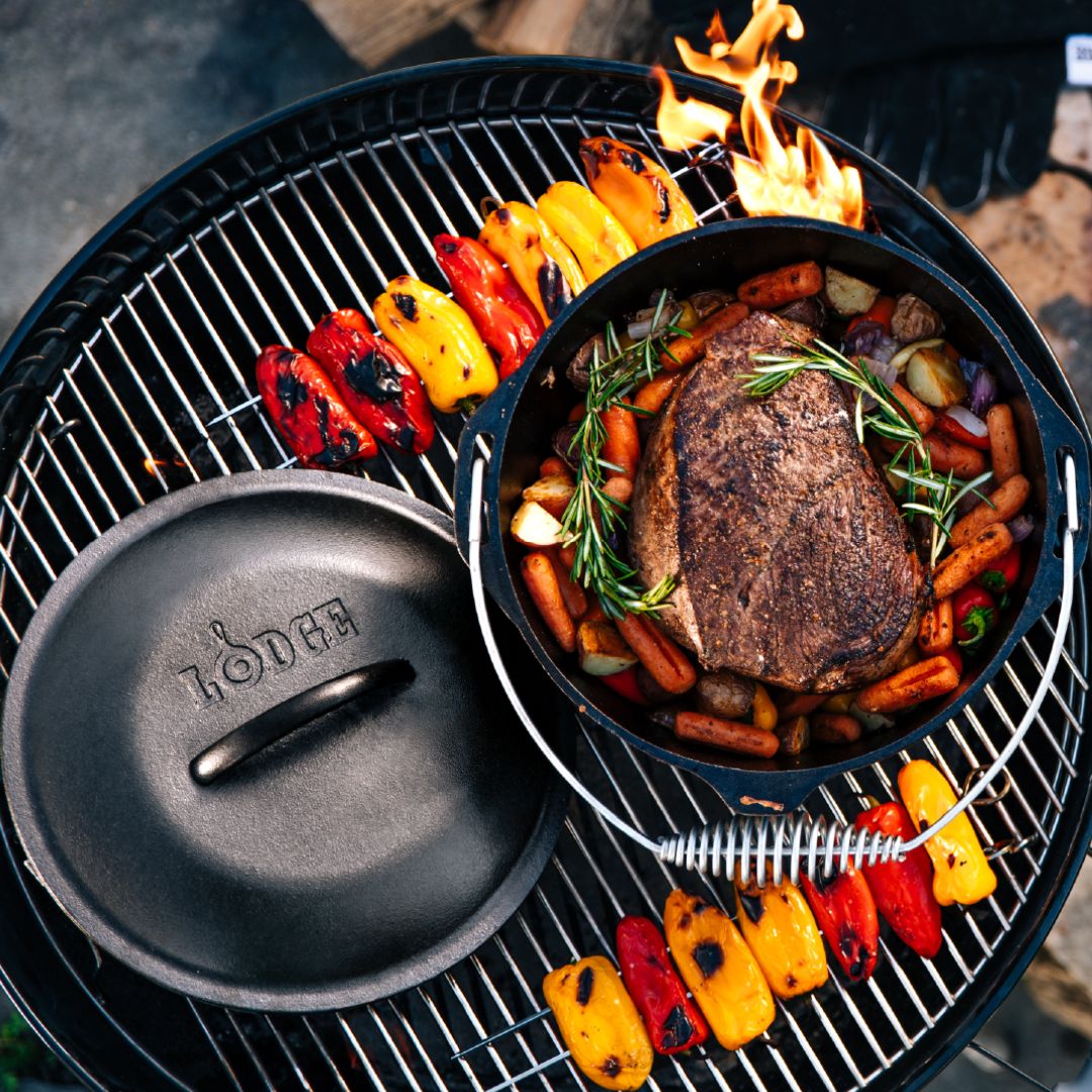 Lodge 9 Quart Cast Iron Dutch Oven With Bail Handle