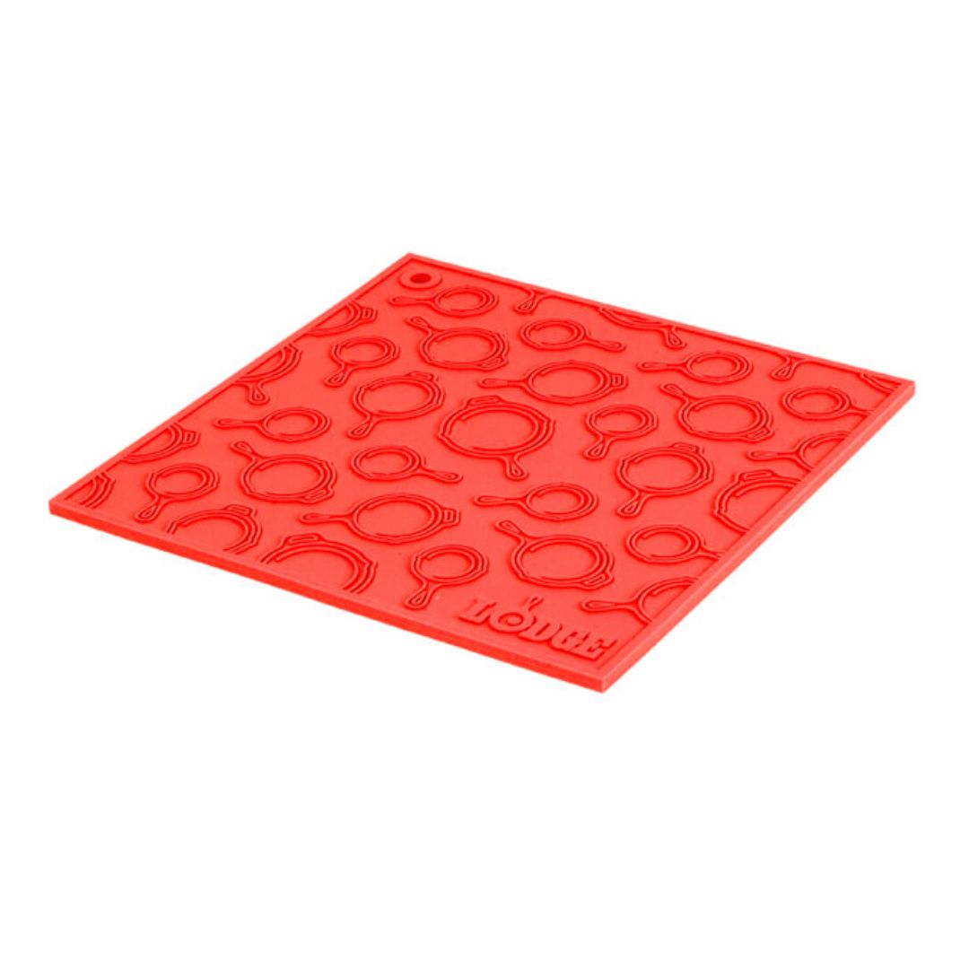 Lodge 7in Square Silicone Trivet W/ Skillet Pattern