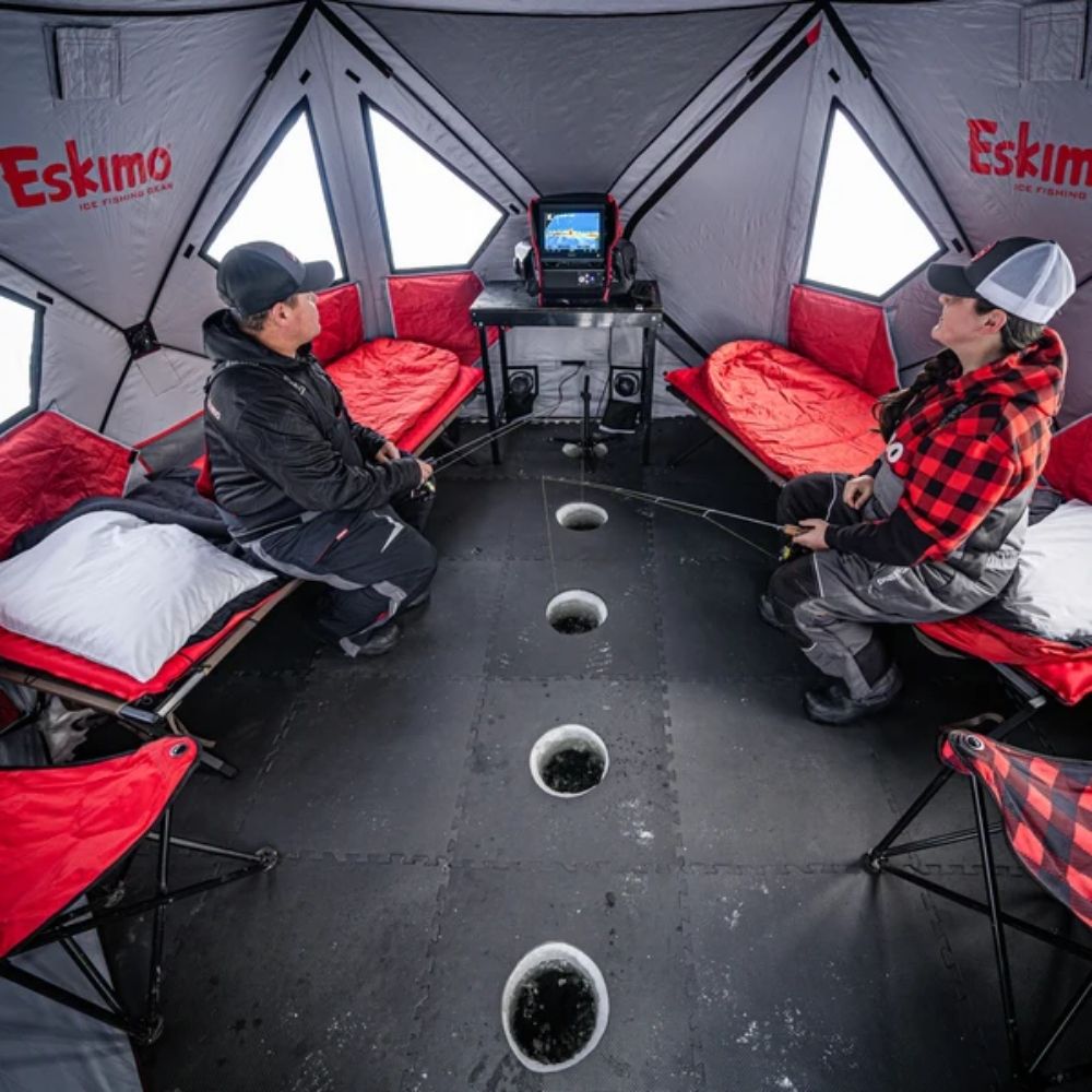 Eskimo Outbreak 650XDP Insulated Pop-up Shelter