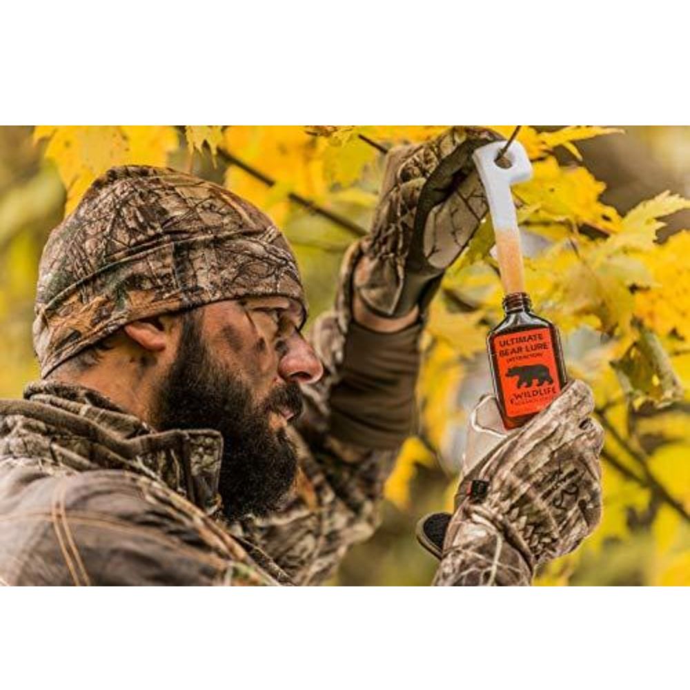 Wildlife Research Attractant Ultimate Bear Lure Super Sweet 4oz Bottle 100