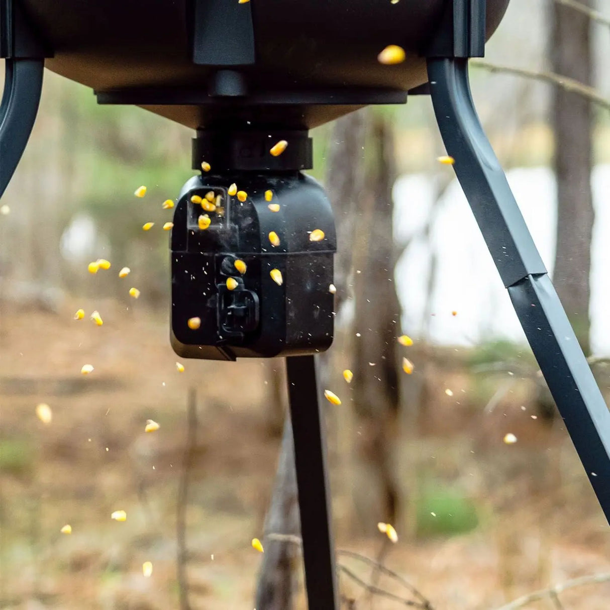 Moultrie Pro Hunter III Directional Feeder Kit  MFG-15099