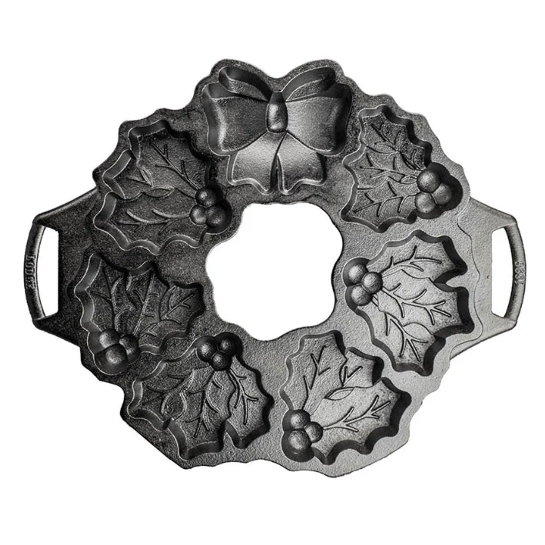 Lodge  Seasoned Cast Iron Holiday Wreath Pan