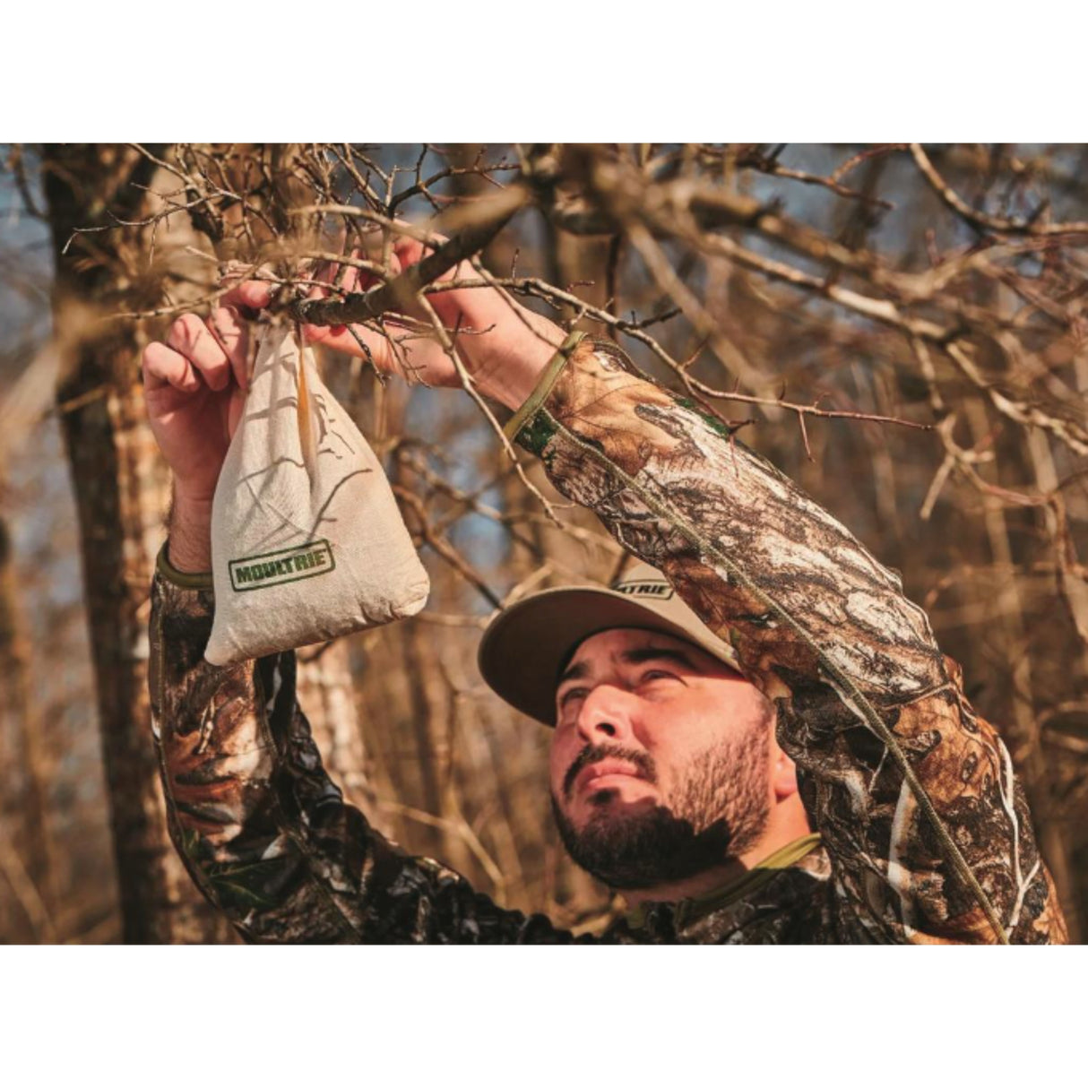 Moultrie Deer Magnet Hanging Mineral Berry