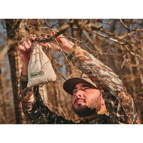 Moultrie Deer Magnet Hanging Mineral Berry