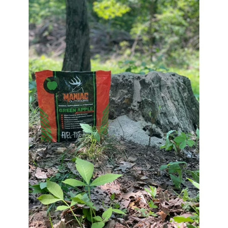 Maniac Outdoors Green Apple Mineral Supplement & Attractant