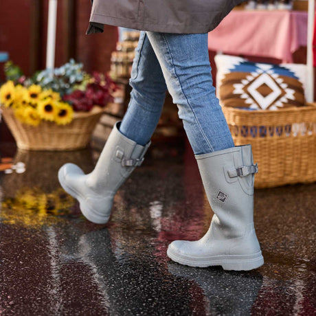 Muck Women's 12" Rainscape Rain Boot Monument