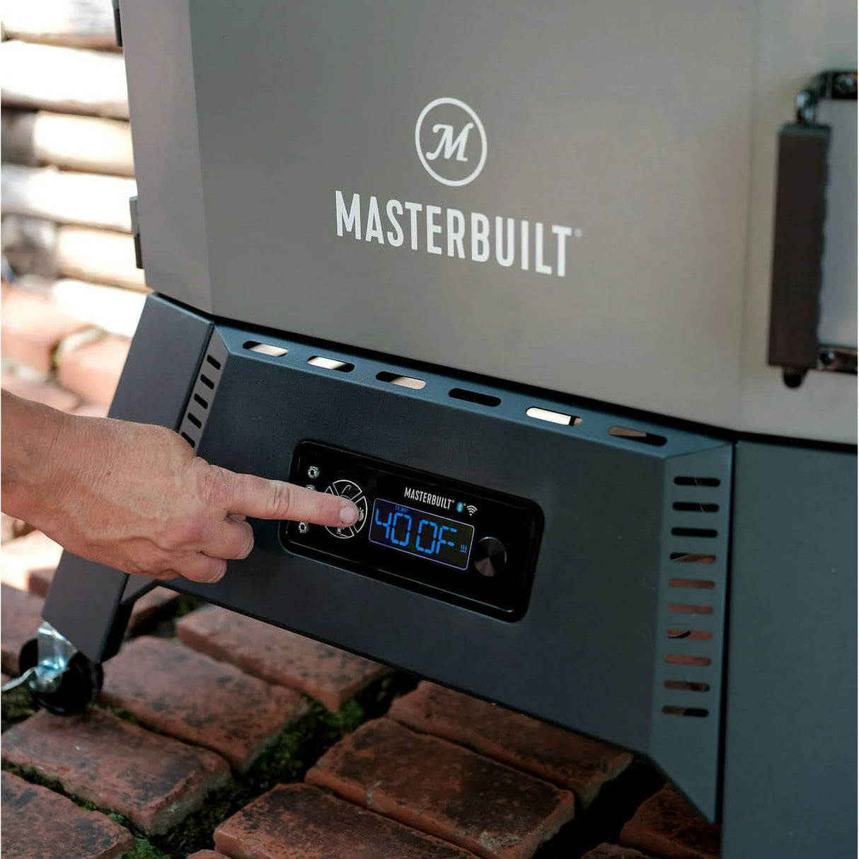 Masterbuilt 40 in. Digital Charcoal Smoker in Gray