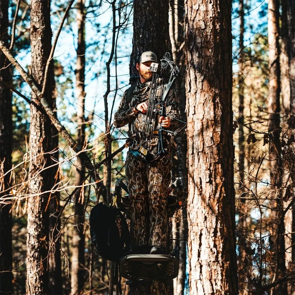 Summit Dual Threat PRO SD Climbing Treestand (350# Rated)  SU81145